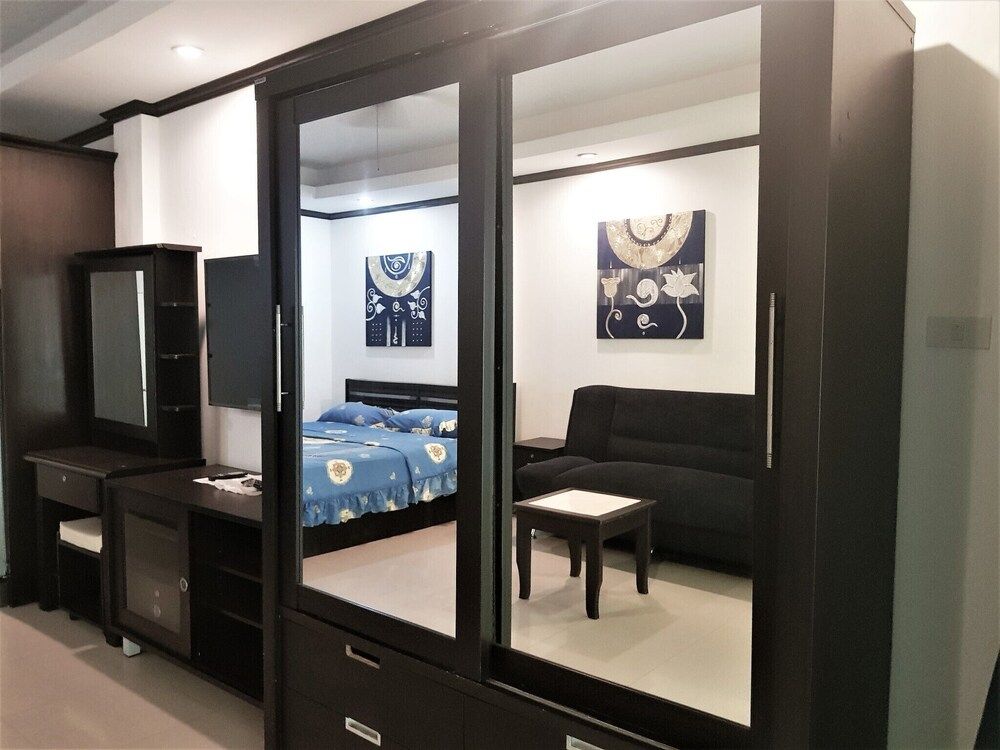 undefined Baan Suan Lalana Td Large Modern Studio With Garden View Pattaya 10