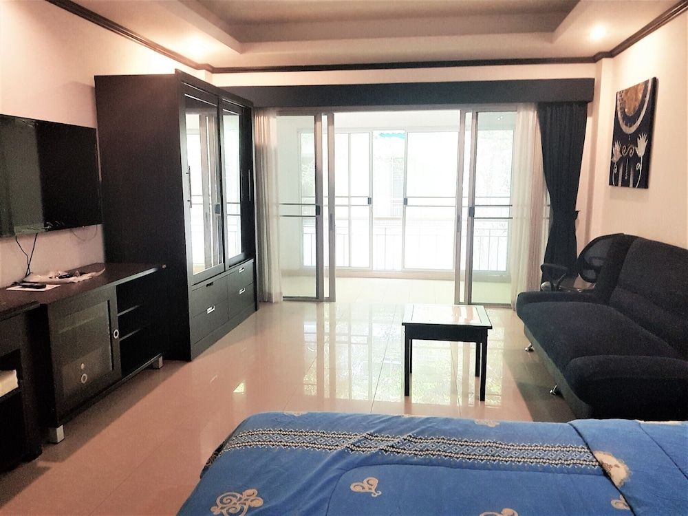 undefined Baan Suan Lalana Td Large Modern Studio With Garden View Pattaya 6