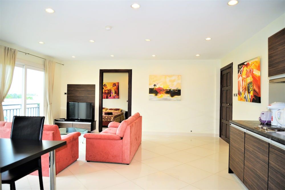 Park Lane Resort Pattaya 2 Bedroom Condo Fully Equiped Condo, 2 Bedrooms, Smoking, Balcony 11