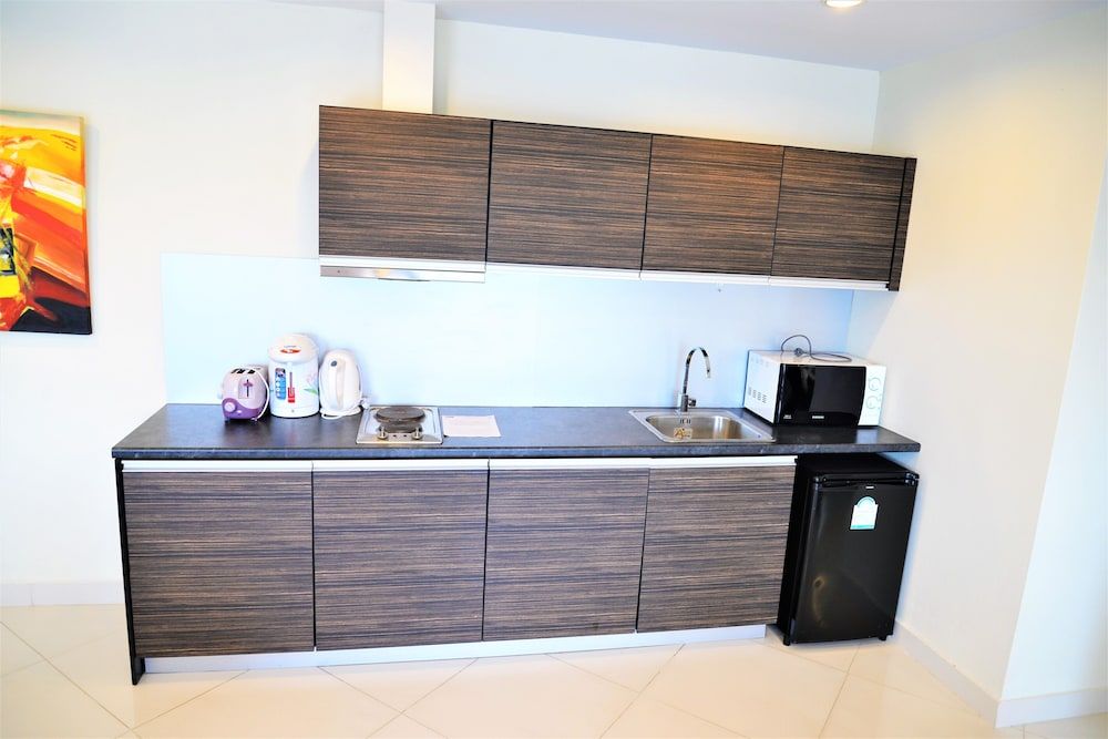 Park Lane Resort Pattaya 2 Bedroom Condo Fully Equiped Condo, 2 Bedrooms, Smoking, Balcony 12