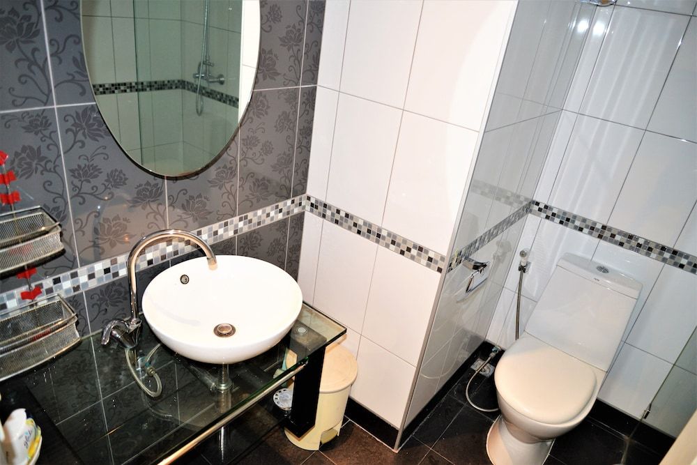 undefined Pattaya Plaza Condotel Large Studio Apartment Sukhumvit 10