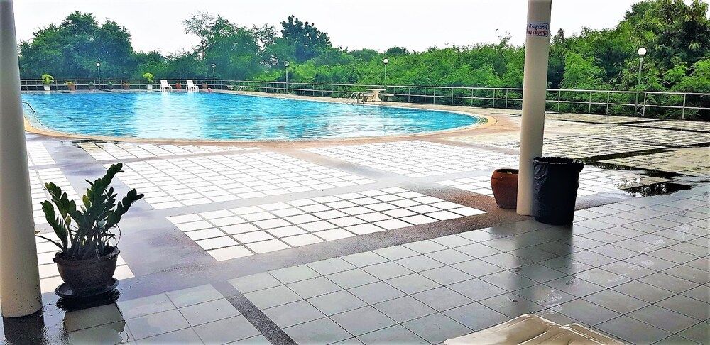 undefined Pattaya Plaza Condotel Large Studio Apartment Sukhumvit 5