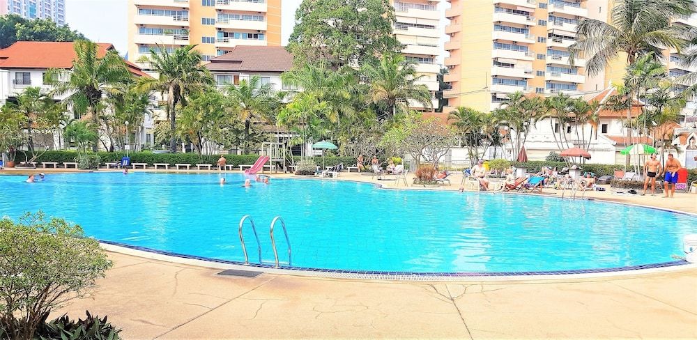 undefined Fully Equipped Studio Apartment View Talay 1 Pattaya 4