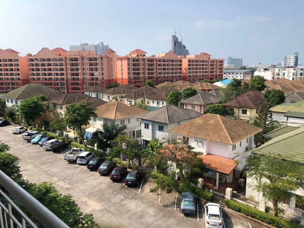 undefined Baan Suan Lalana Sa Floor 4 Room 415