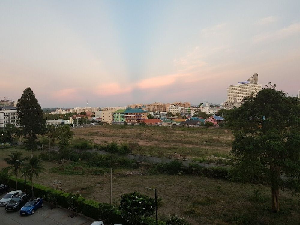 undefined Jomtien Beach Condomijium Bc A3 F15 R35 10