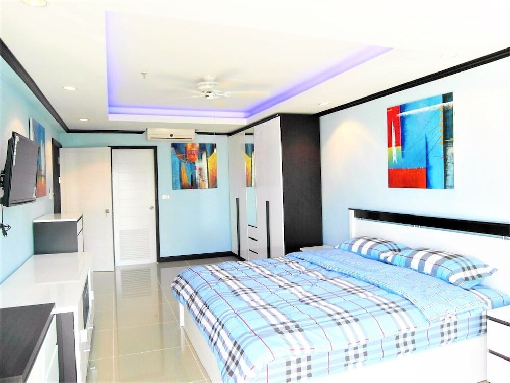 undefined Sea View 16th Floor Condo at Jomtien Beach 8