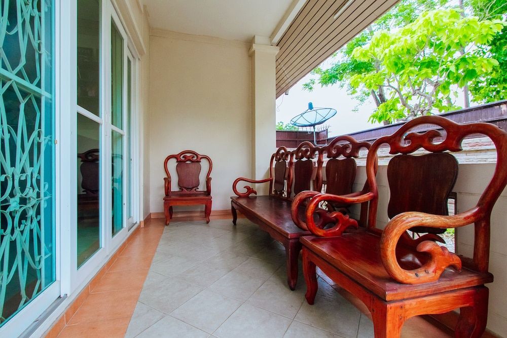 Private Residence Hosted by Sasithorn Villa, 3 Bedrooms, Smoking, Private Pool 11