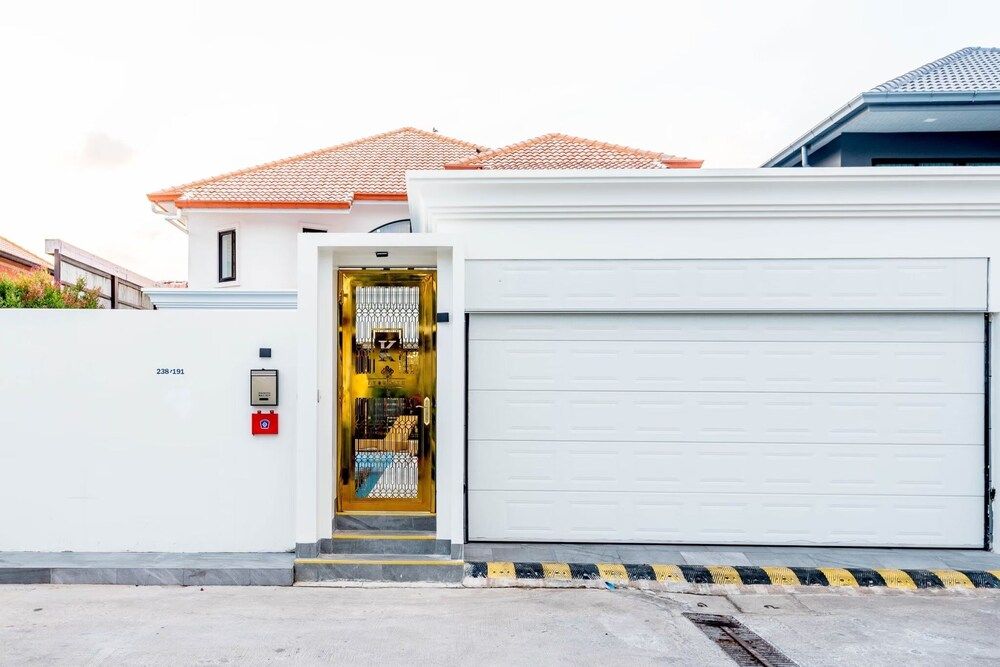 undefined Exquisite Pool Villa K 2