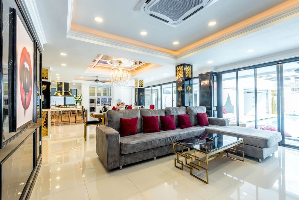 Exquisite Pool Villa K Luxury Villa 7