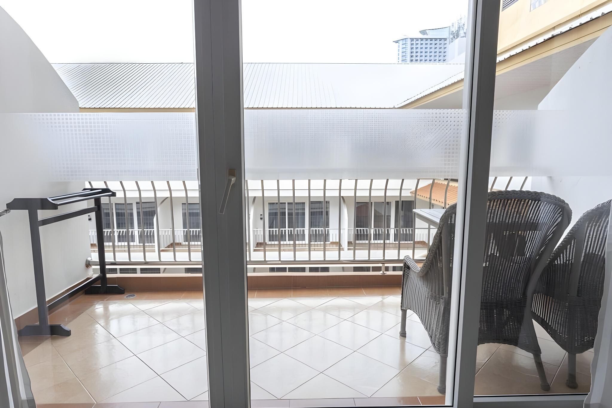 Connecting Room - Non-Smoking