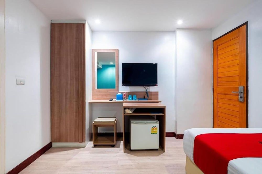 By Dee @Jomtien Superior Twin Room 3