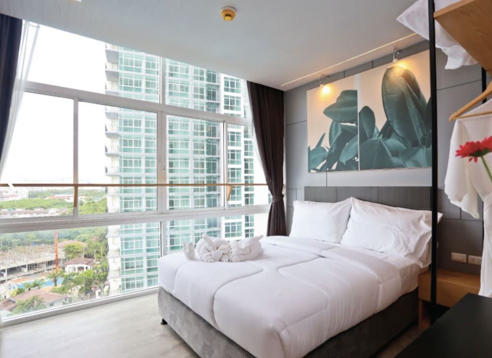 THE AD GRAND JOMTIEN 