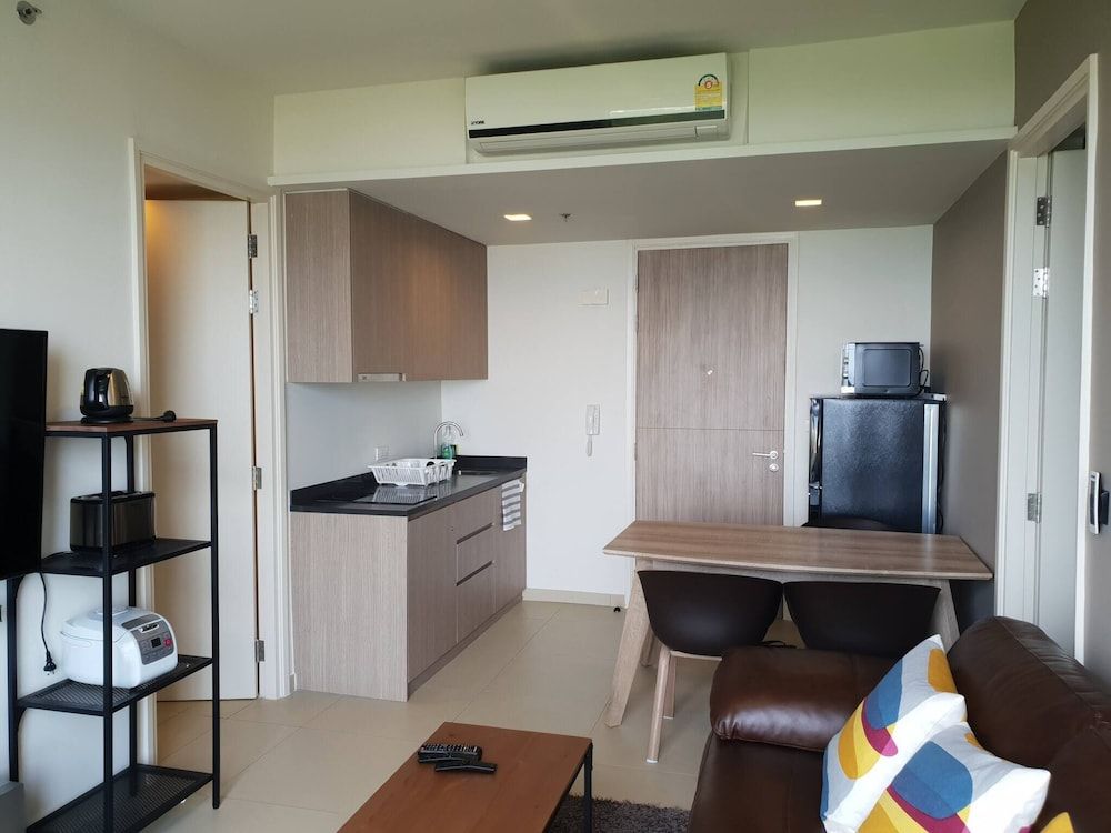 43rd Top Floor Center Pattaya Panorama Seaview Condo, 2 Bedrooms, Accessible, Balcony 23