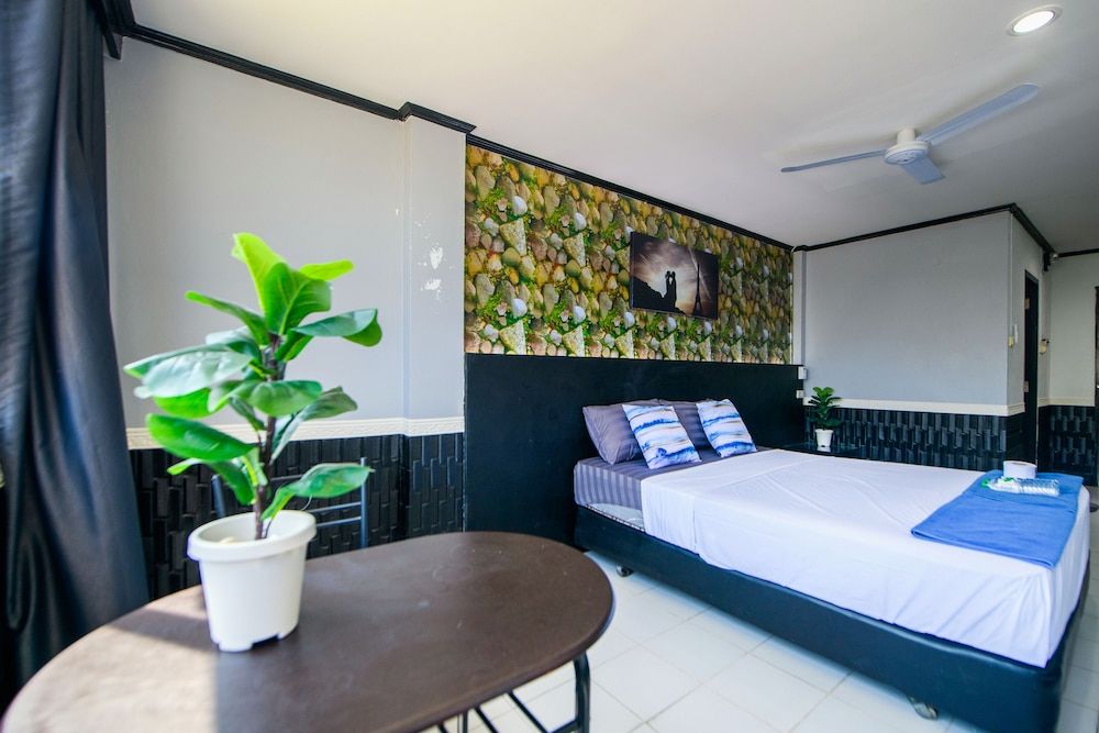 Superior Double Room, Partial Ocean View