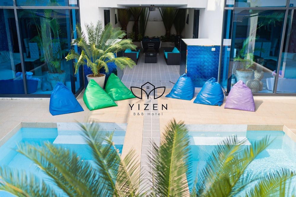 undefined Yizen VIP Luxury Palm Springs Villas 6