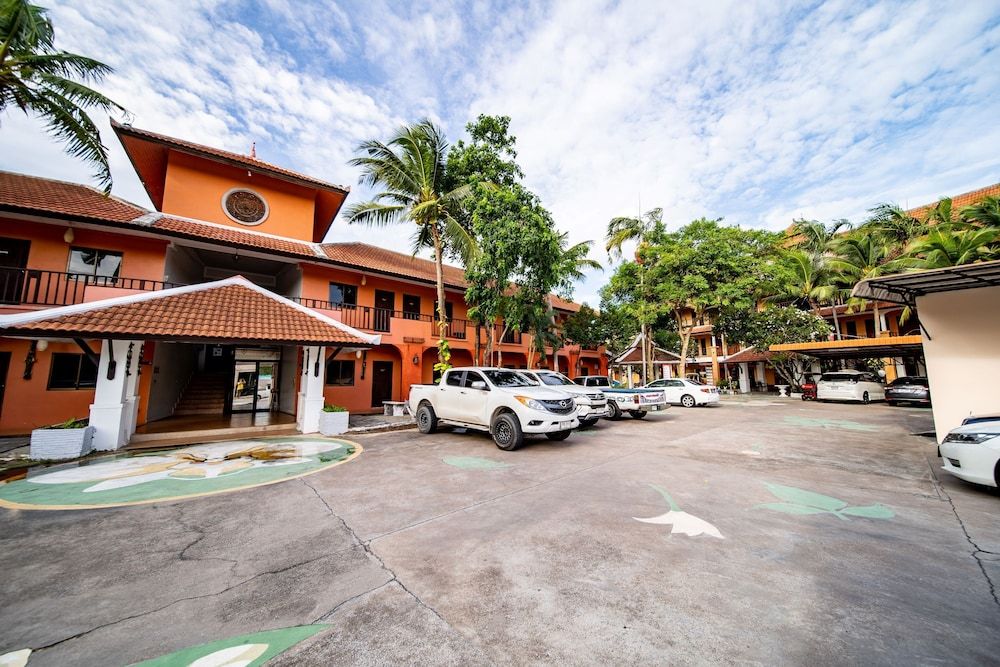 undefined Kasalong Resort and Spa Hotel 10