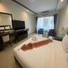 hotel_images