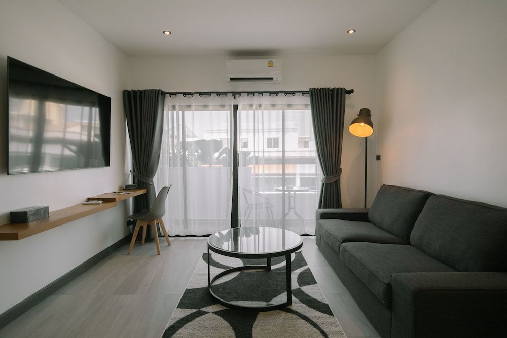 One Lodge Panoramic Apartment 6