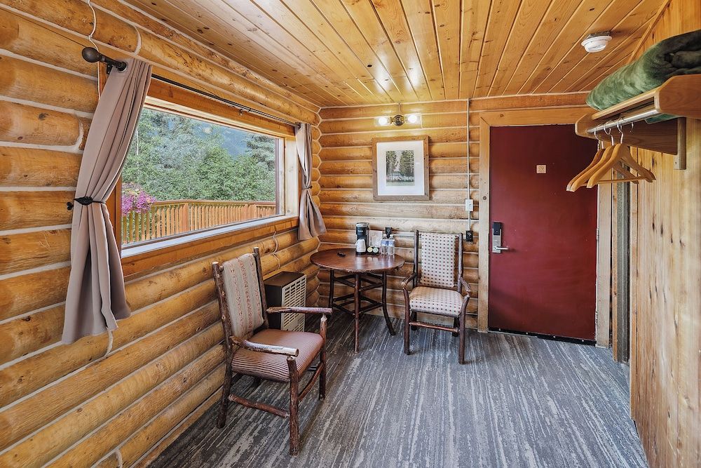 Deluxe Cabin, 1 King Bed with Sofa bed, Mountainside
