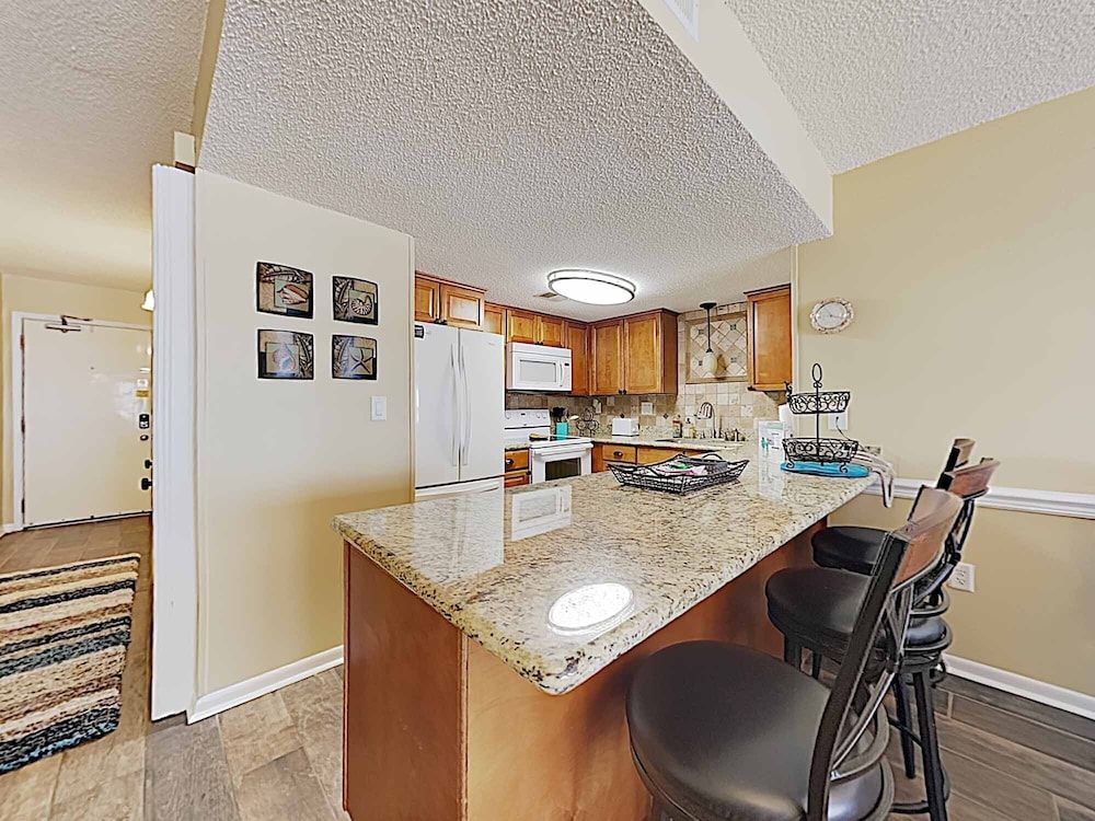 Condo, Multiple Beds, Kitchen, Ocean View