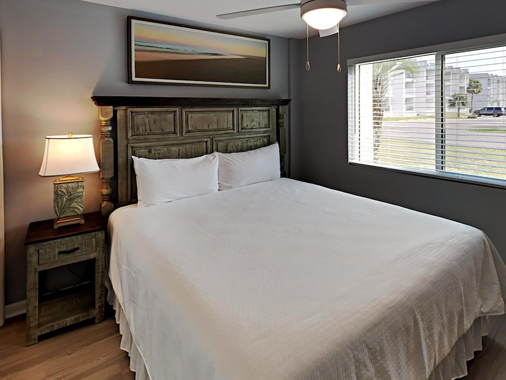 Condo, Multiple Beds, Balcony (#4111 - No Pets Allowed)