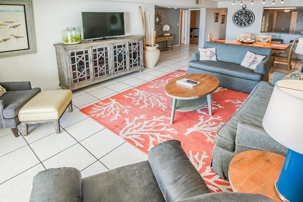 Suite, 3 Bedrooms