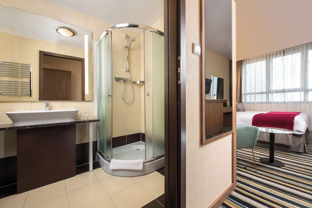 Leonardo Royal Hotel Warsaw Comfort Twin Room 4