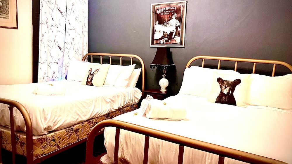 Classic Double Room, 2 Double Beds