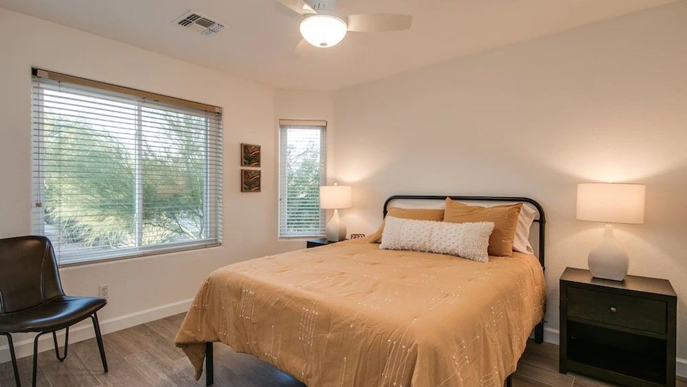 House (4 Bedrooms)