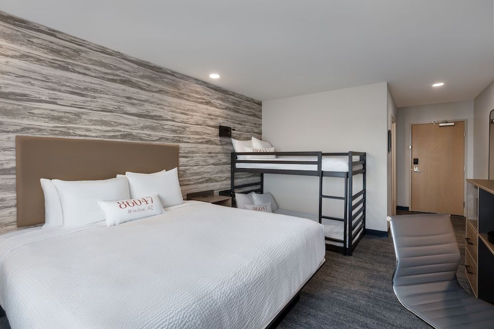 The Winslow – Winslow, AZ 1 King Bed & 2 Twin Bunk Beds, Room 2
