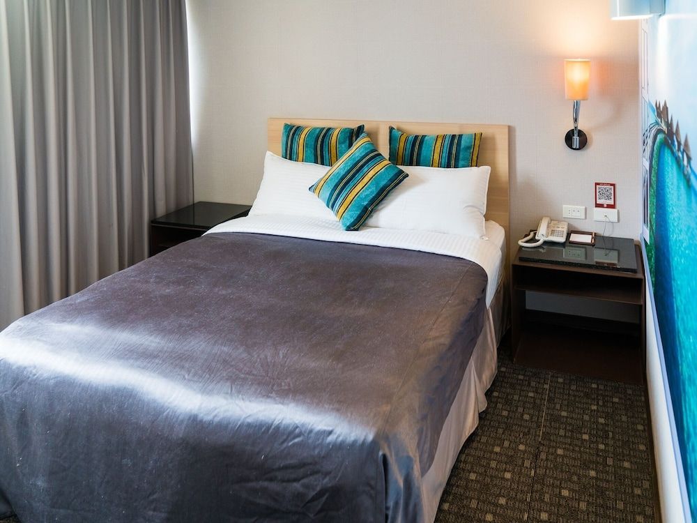 E House Hotel Deluxe Double Room 4