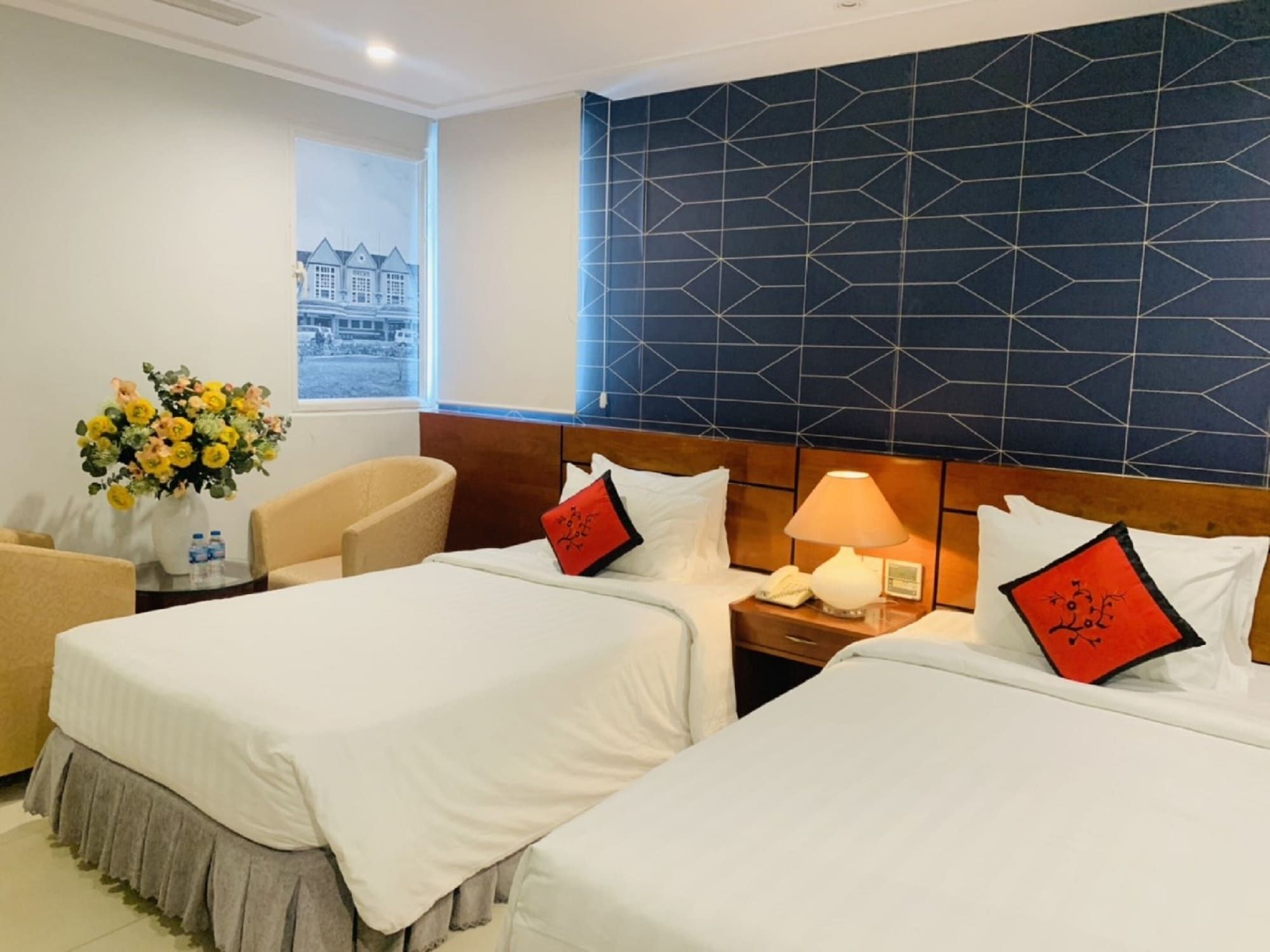 undefined White Lotus Hotel Saigon 4