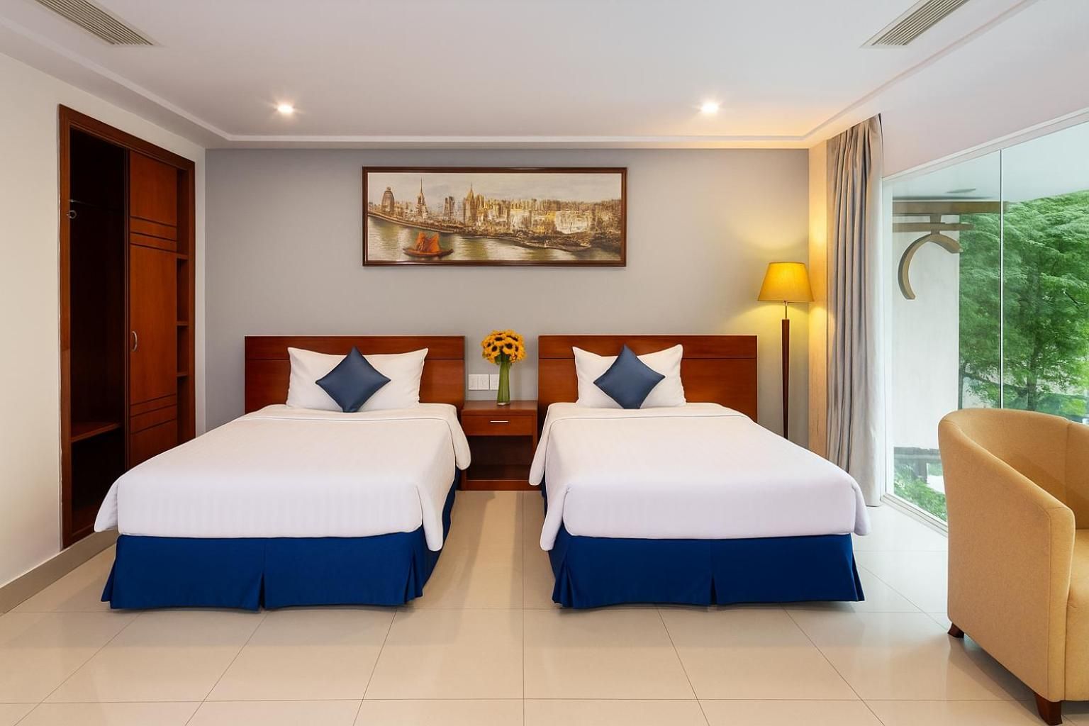 undefined White Lotus Hotel Saigon 3