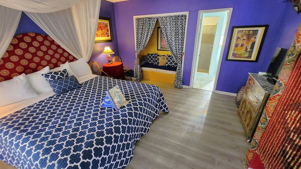 El Morocco Inn and Spa Resort Basic King Room 5