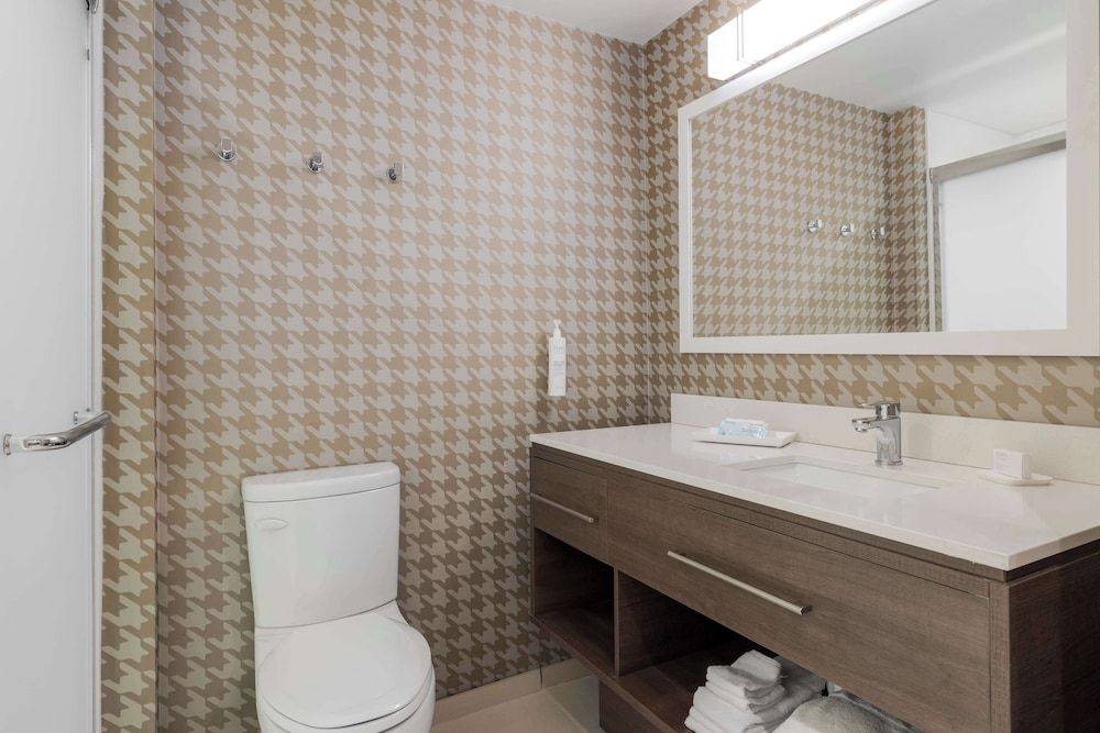 Home2 Suites By Hilton El Centro Studio Suite, 2 Queen Beds 4