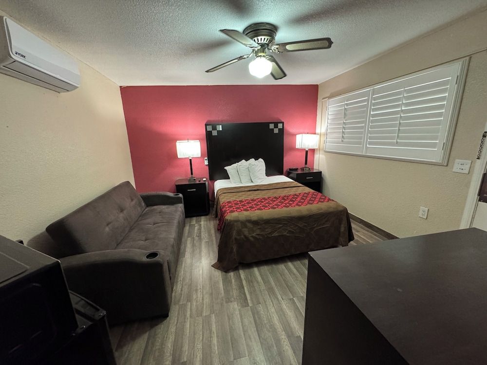 Western Motel Standard Room, 1 Queen Bed 2