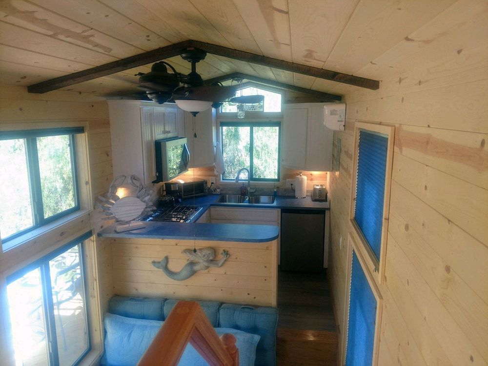 Coral Tree House Tiny Beach House, 2 Bedrooms, Kitchen 3