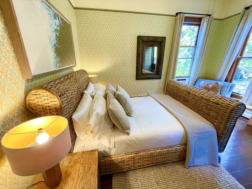 Luxury Room, 1 Double Bed, Private Bathroom, Resort View