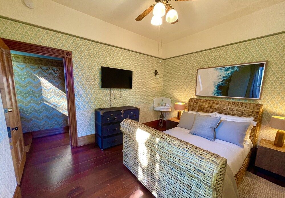 Luxury Room, 1 Double Bed, Private Bathroom, Resort View