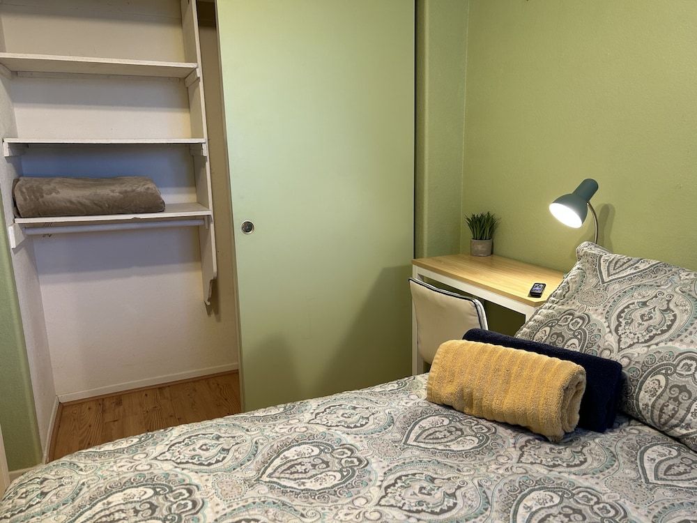 Elite Room