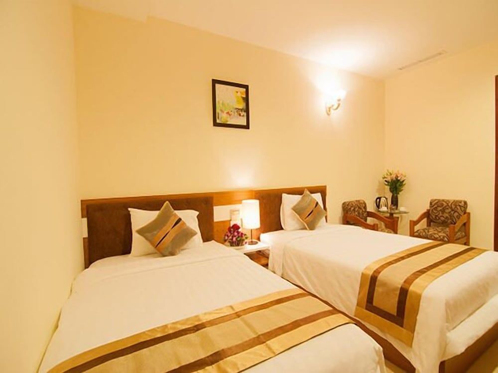 Valentine Hotel Superior Twin Room 8