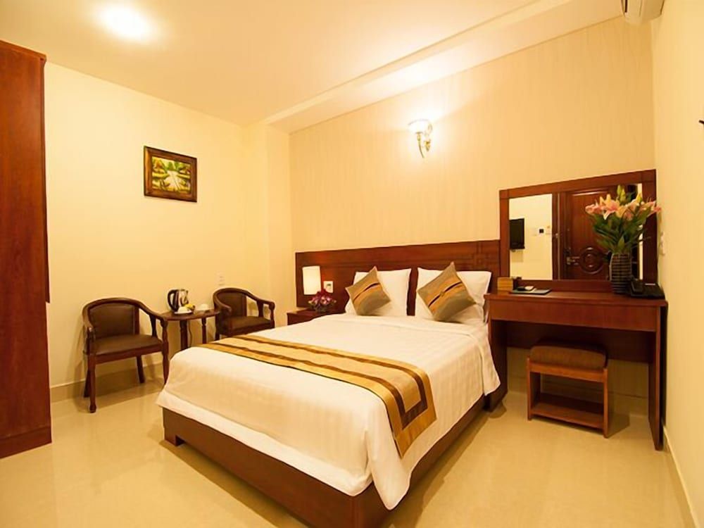 Valentine Hotel Superior Double Room 6