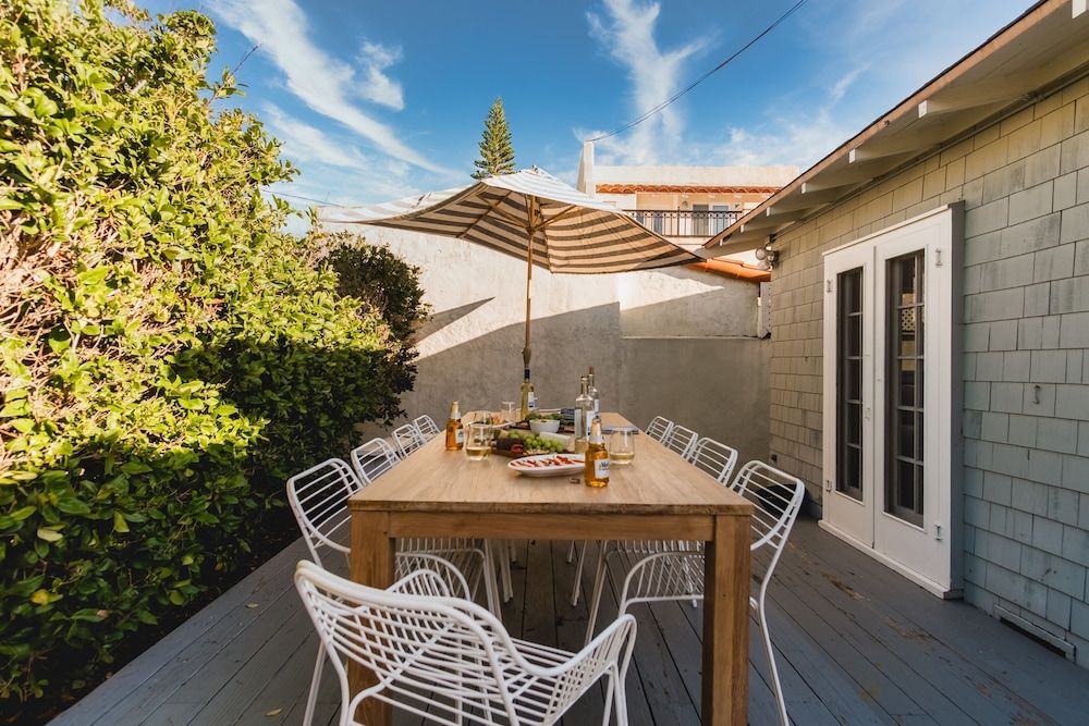undefined Topaz By Avantstay Adorable Cottage Walking Distance to Beach w/ Large Patio 6