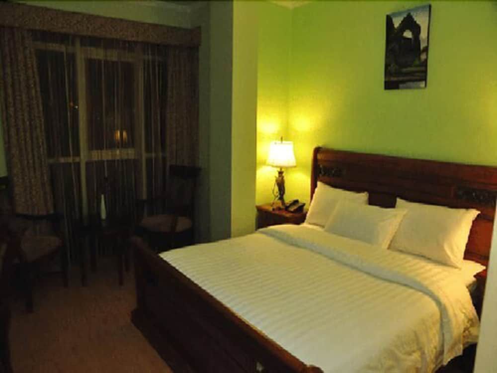 undefined Solo Te Hotel