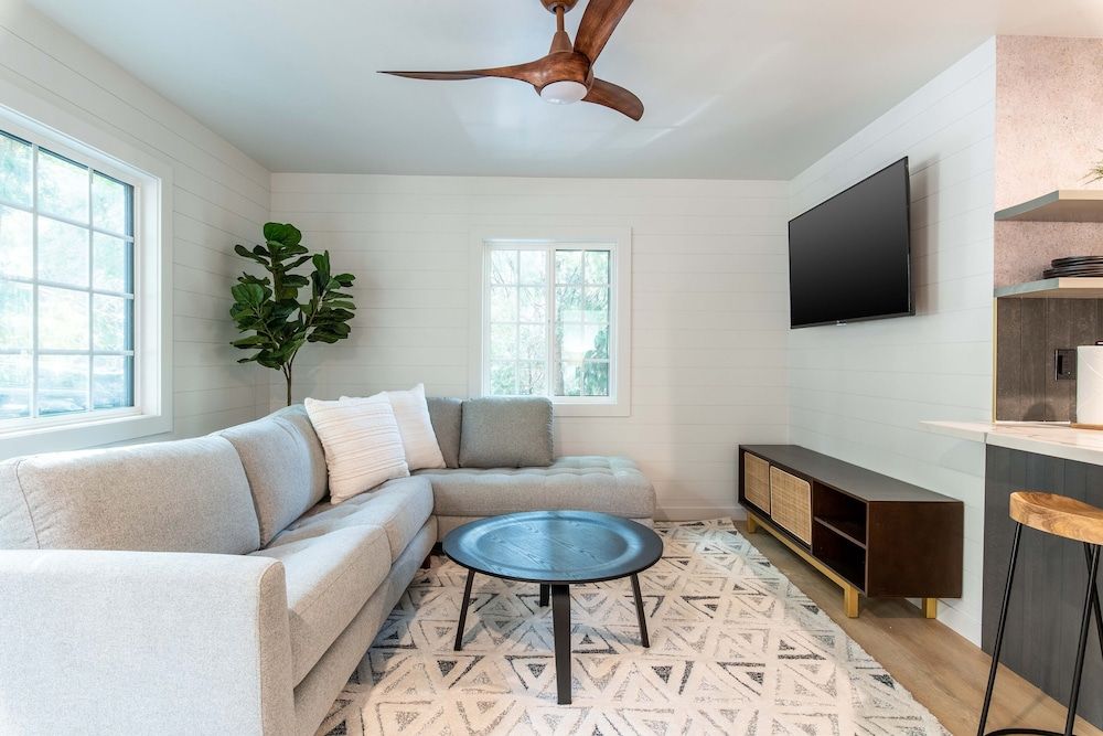 The Kingsley Bungalow, Multiple Bedrooms 16