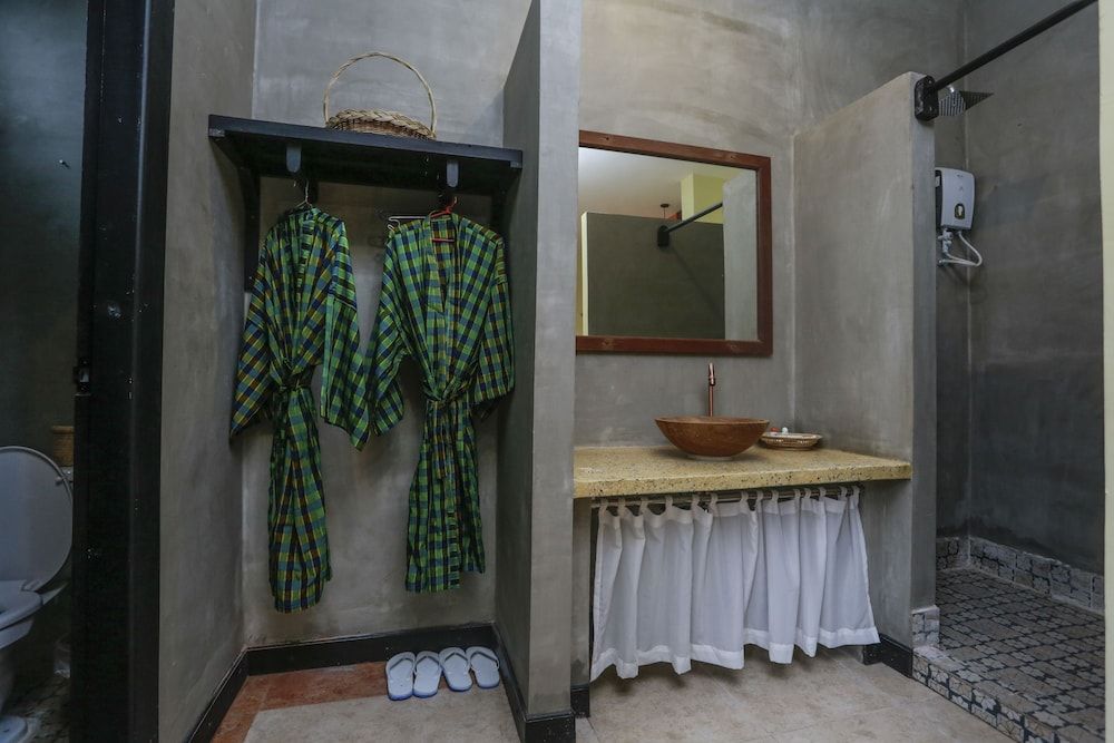 Home Indochine D'angkor Cabana Double Room with Balcony - Free Pick Up 9