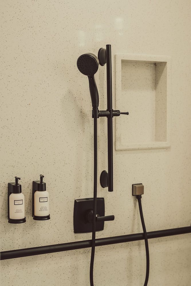 Blufftop Inn & Suites - Wharf/Restaurant District Comfort Accessible Two Queen Room - No Pets, Non-Smoking, Downstairs 17