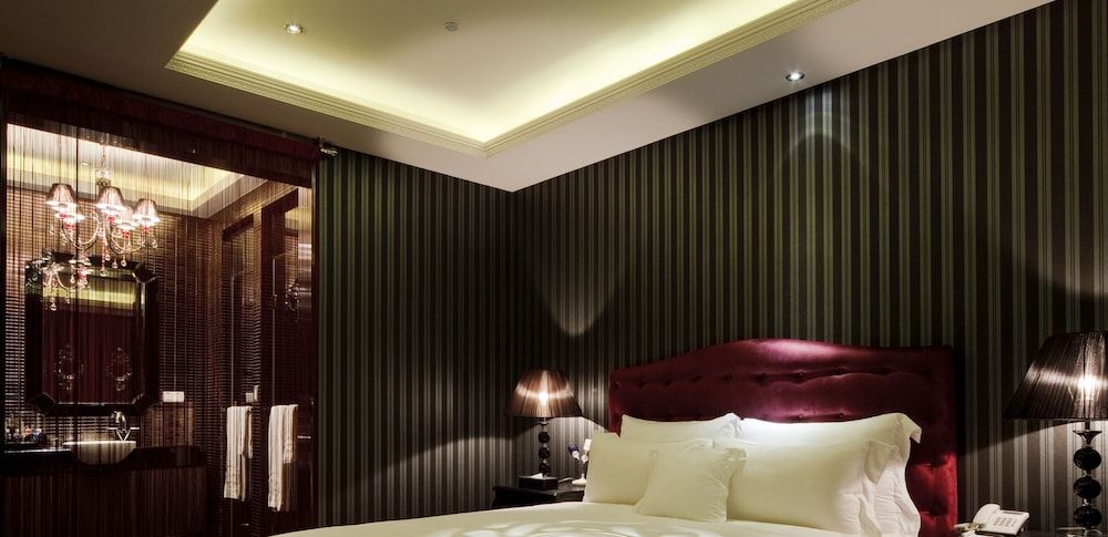 Wego Boutique Hotel - Dazhi Small Double Room-Check in after 20:00hrs