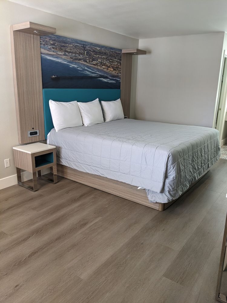 Room, 1 King Bed, Non Smoking