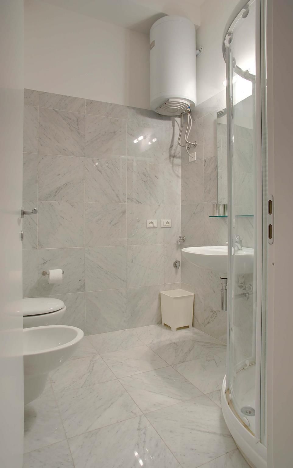 1-Bedroom Extra Large Apartment